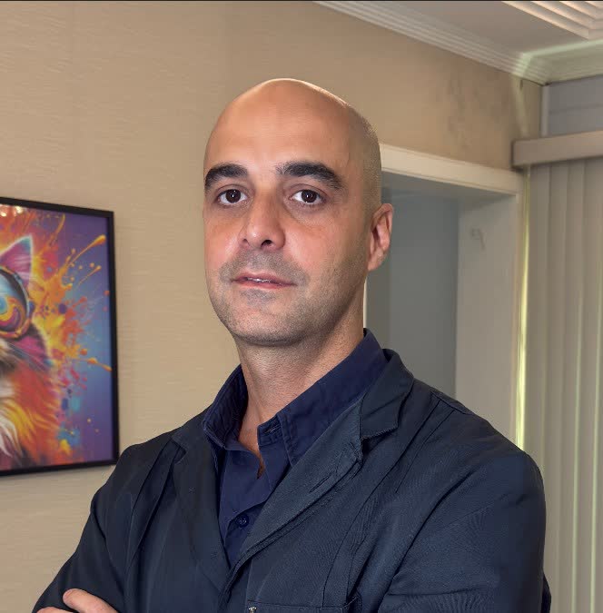 Dr. Antonio Almir dos Santos Neto